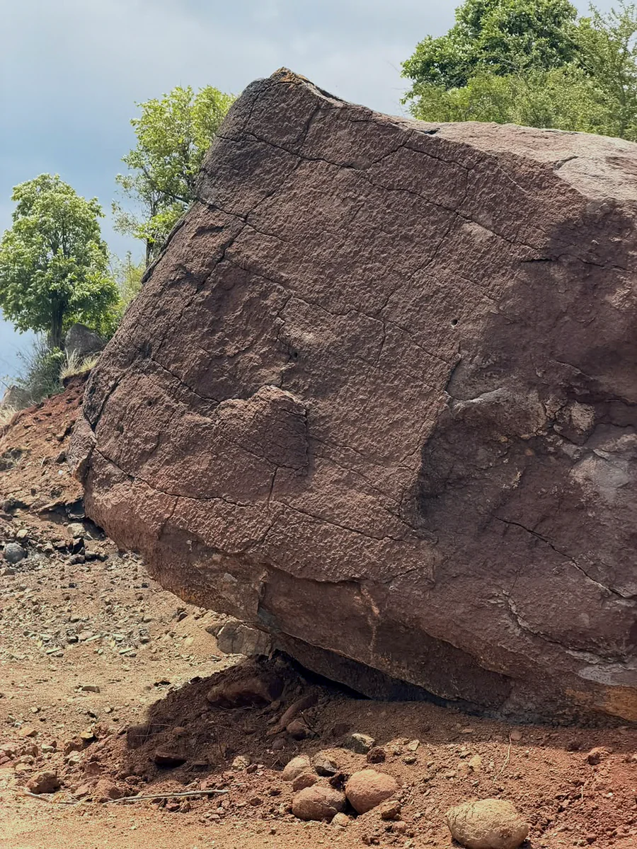 The great granite boulder on the Skyearth site